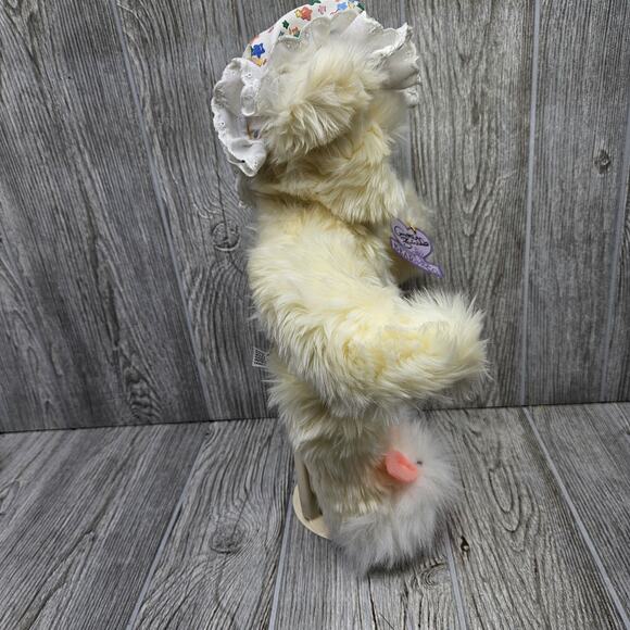 Annette Funicello Dream Keeper Collectible Bear & Co Teddy Slippers Bonnet - Picture 10 of 12